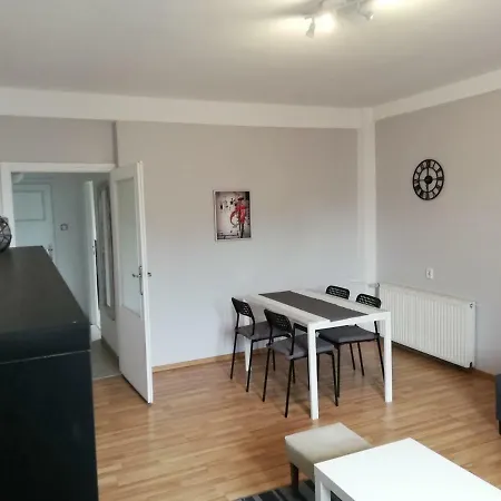 Apartament Grochowska 49 Grunwald Apartment